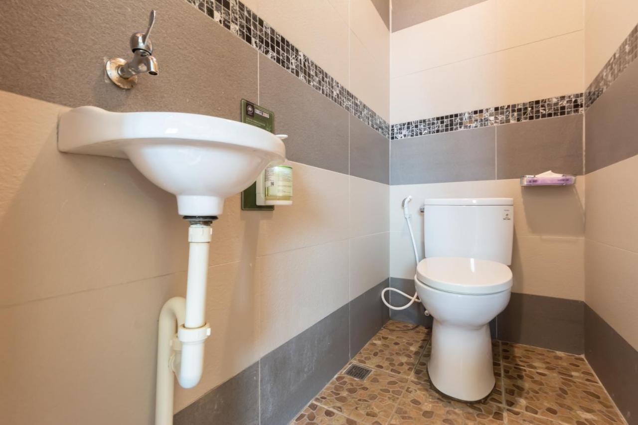 Rococo Homestay Hengchun Exterior photo